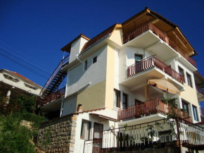 Sonce Guest House